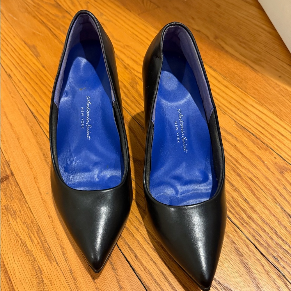 Antonia Saint New York | Black Pointed-Toe Heels | Size 7